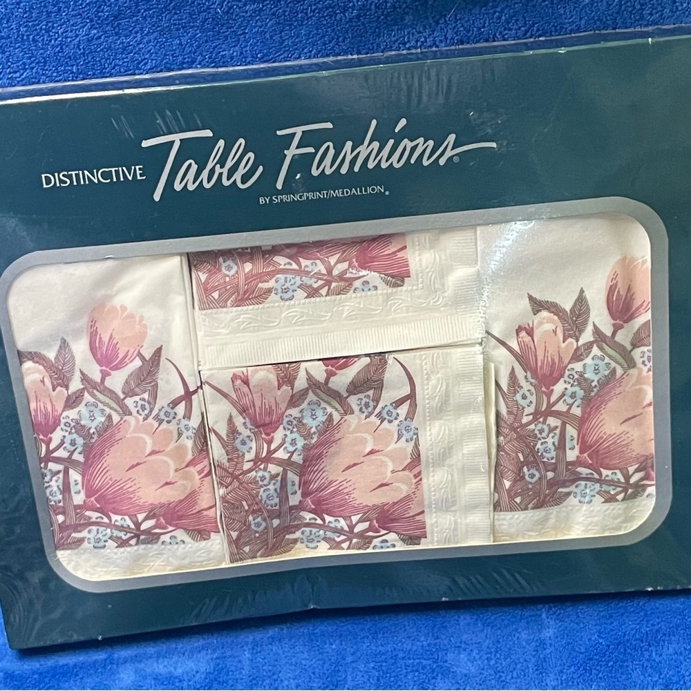 Springprint Medallion Dream Flowers Distinctive Table Fashions Napkins/Placemat